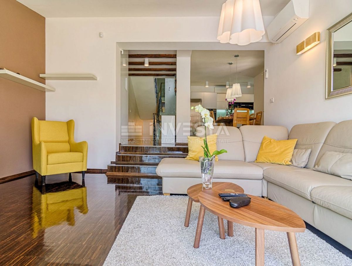Casa In vendita - ISTARSKA FAŽANA