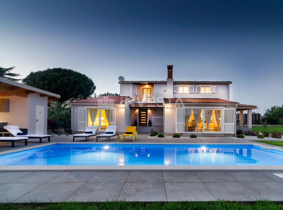 Casa In vendita - ISTARSKA FAŽANA