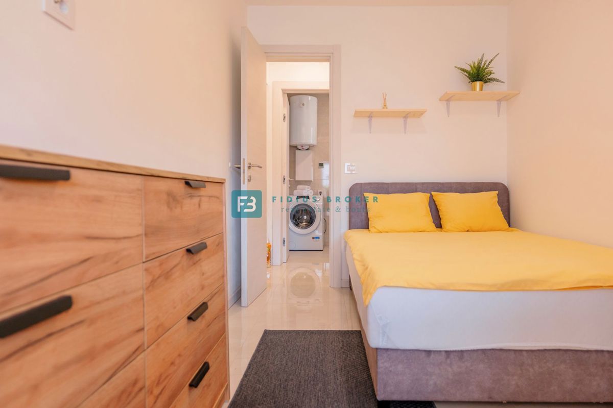 Flat For sale - ŠIBENSKO-KNINSKA VODICE