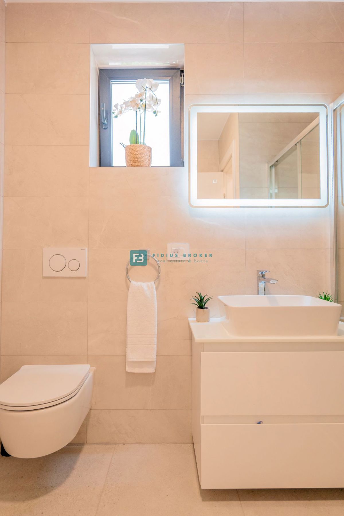Flat For sale - ŠIBENSKO-KNINSKA VODICE