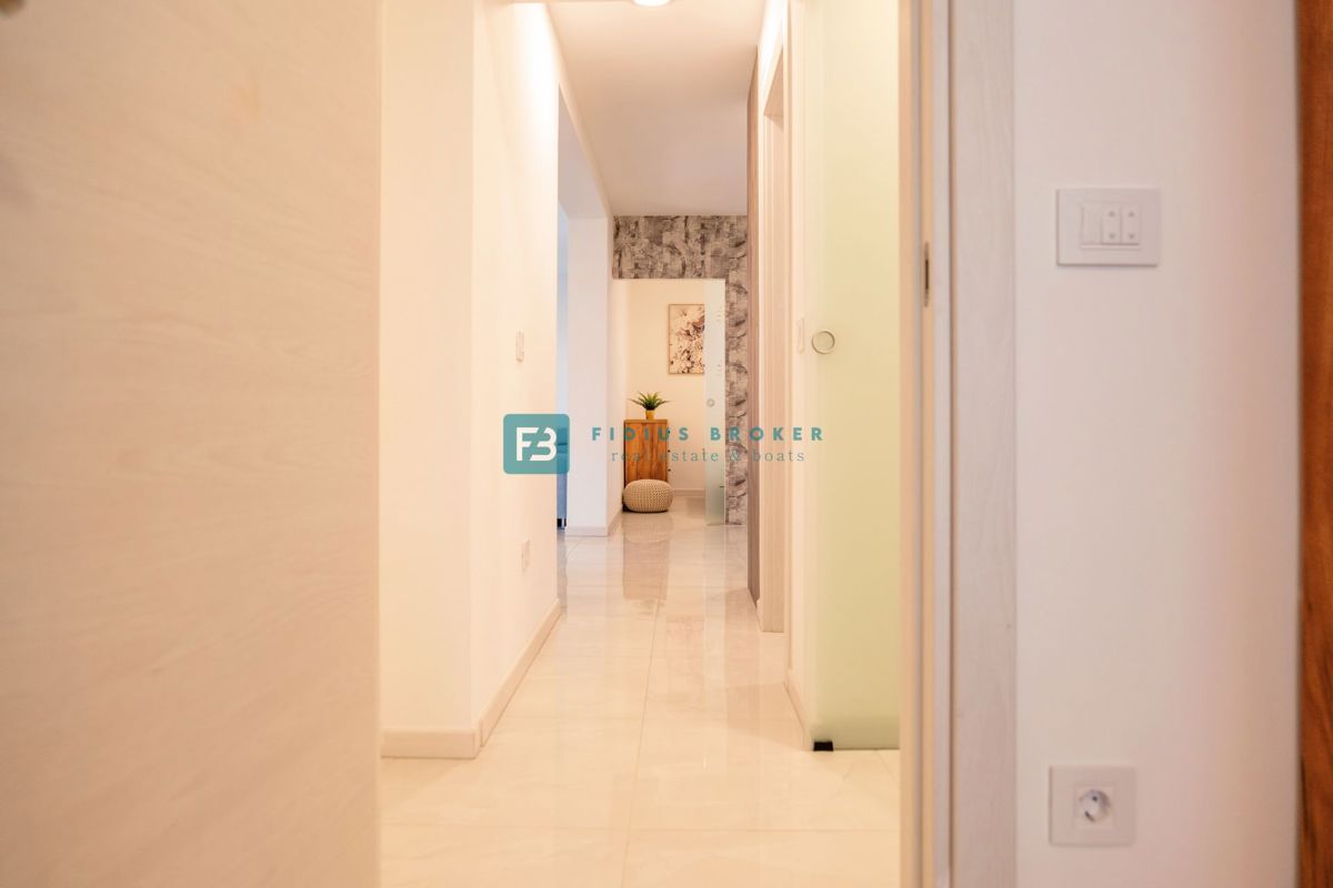 Flat For sale - ŠIBENSKO-KNINSKA VODICE
