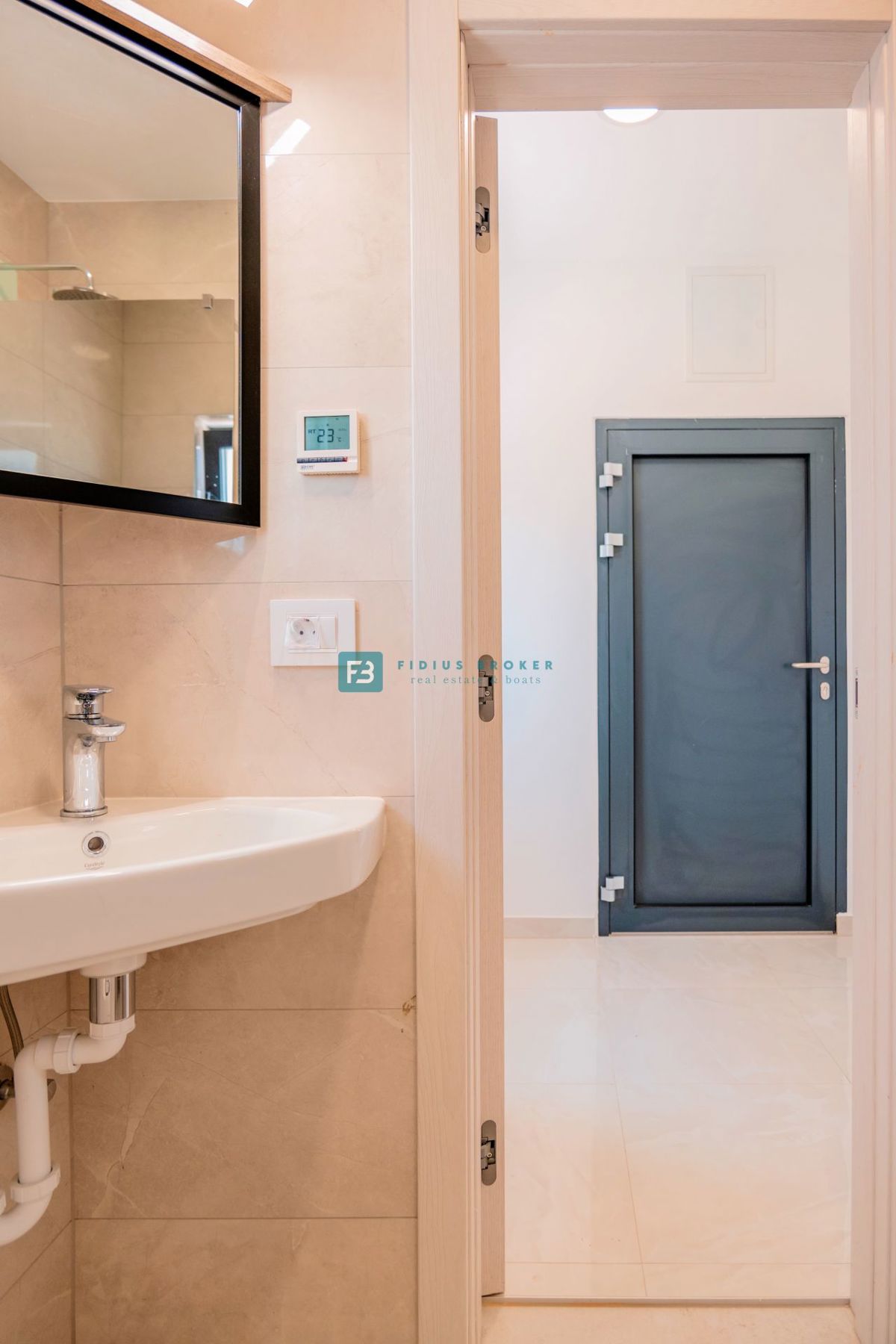 Flat For sale - ŠIBENSKO-KNINSKA VODICE