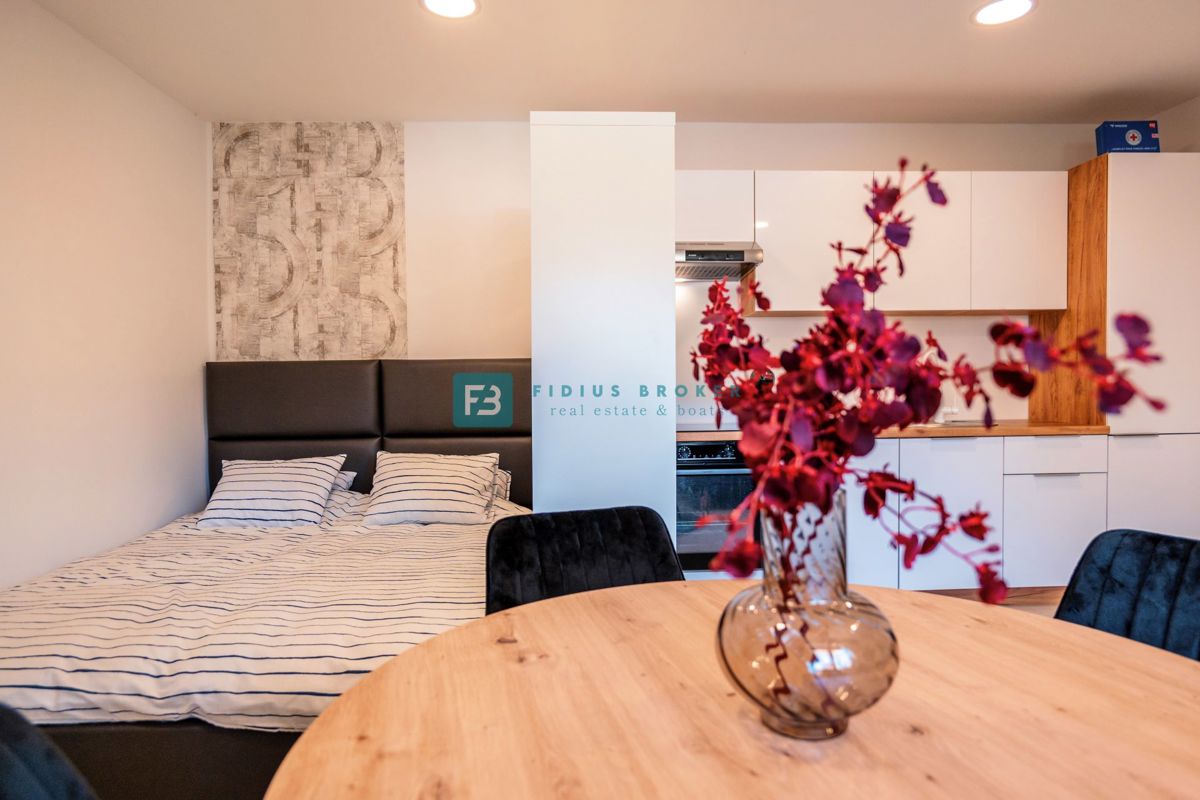 Flat For sale - ŠIBENSKO-KNINSKA VODICE