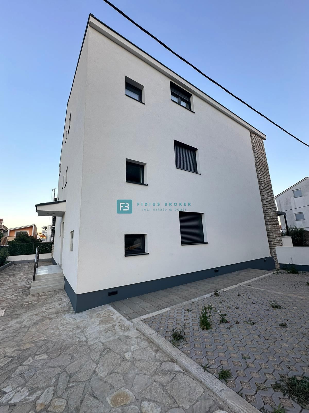 Flat For sale - ŠIBENSKO-KNINSKA VODICE
