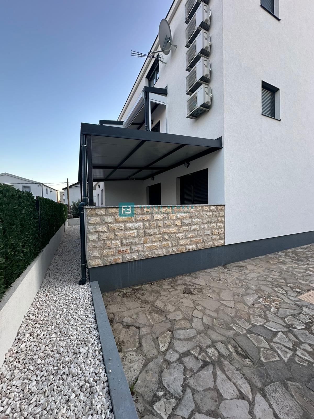 Flat For sale - ŠIBENSKO-KNINSKA VODICE