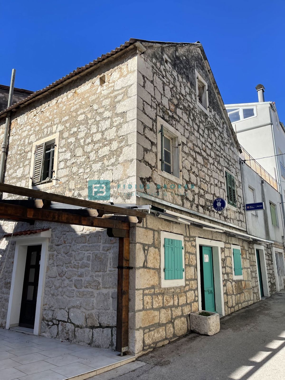 House For sale - šibensko-kninska Vodice - foto 1/3