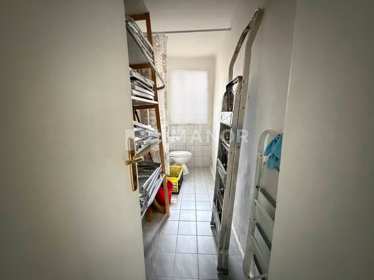 Poslovni prostori Na predaj - PRIMORSKO-GORANSKA RIJEKA