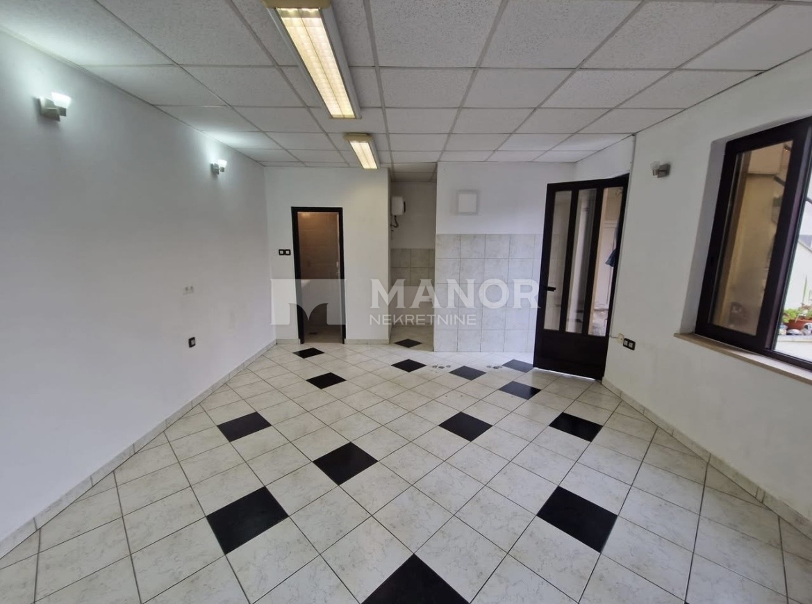 Lokal użytkowy Do wynajęcia - Primorsko-goranska Rijeka - foto 1/4