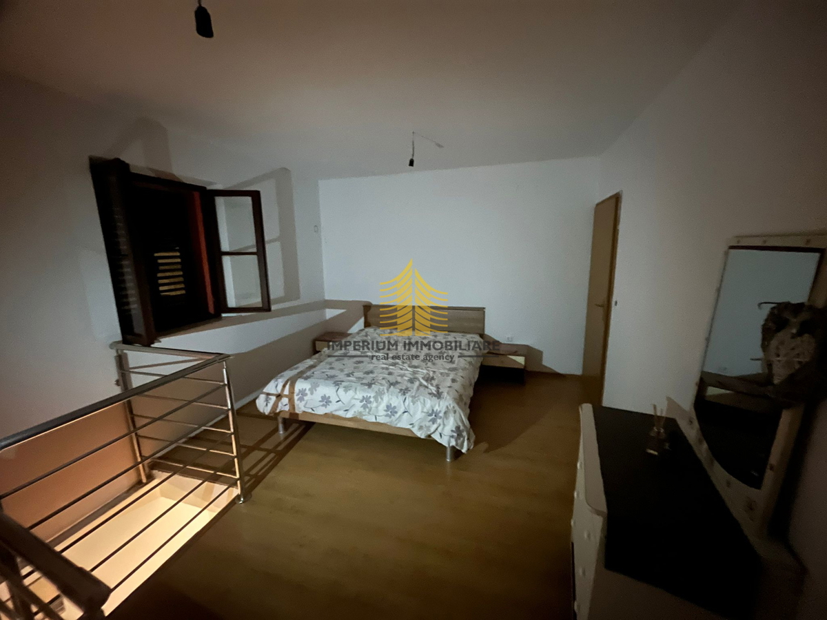 Appartement À louer - SPLITSKO-DALMATINSKA TROGIR