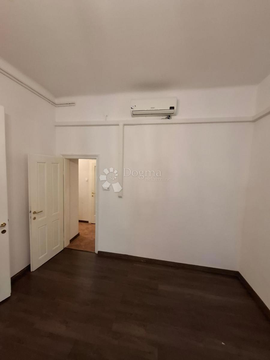 Poslovni prostor Za najam - GRAD ZAGREB ZAGREB