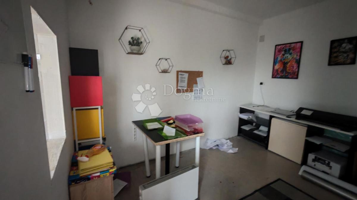 Business premises For rent - PRIMORSKO-GORANSKA ČAVLE