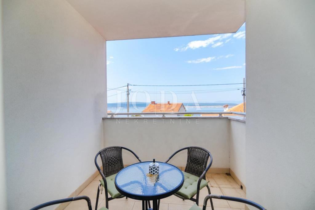 Stan Na prodaju - PRIMORSKO-GORANSKA CRIKVENICA