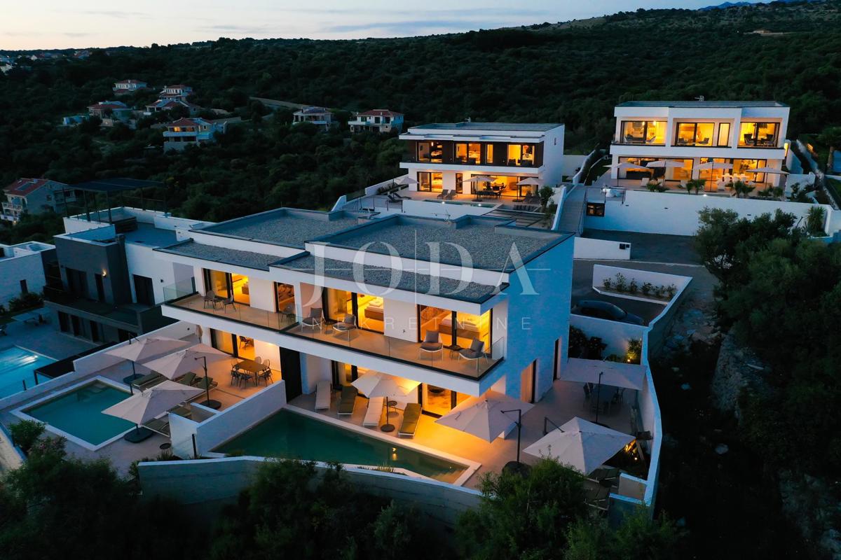 Haus Zu verkaufen - LIČKO-SENJSKA NOVALJA