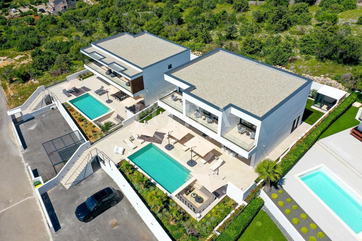 Haus Zu verkaufen - LIČKO-SENJSKA NOVALJA