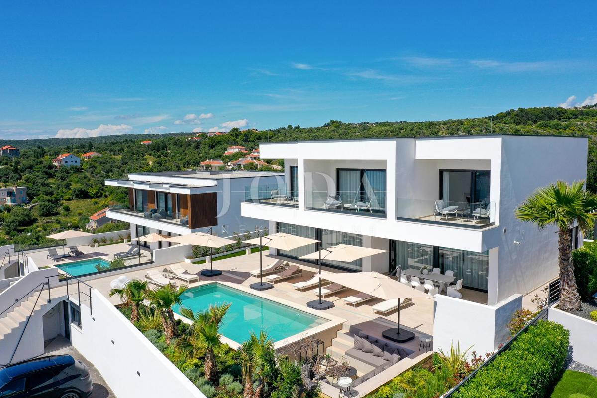 Haus Zu verkaufen - LIČKO-SENJSKA NOVALJA
