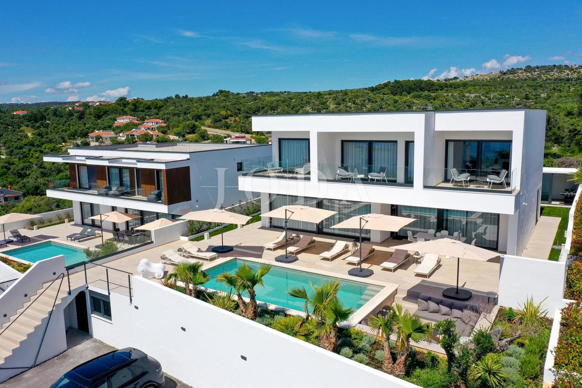 Haus Zu verkaufen - LIČKO-SENJSKA NOVALJA