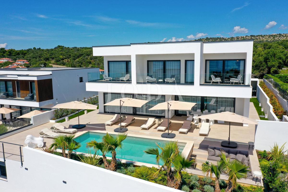 Haus Zu verkaufen - LIČKO-SENJSKA NOVALJA