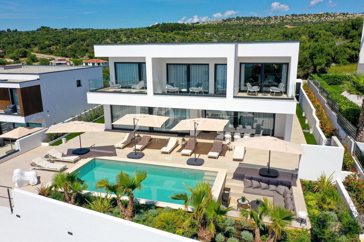 Haus Zu verkaufen - LIČKO-SENJSKA NOVALJA