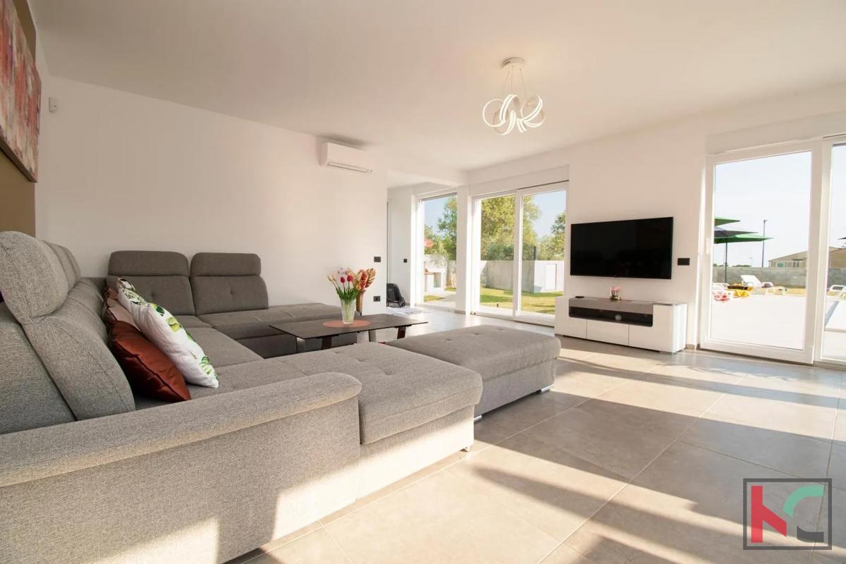Kuća Na prodaju - ISTARSKA VODNJAN