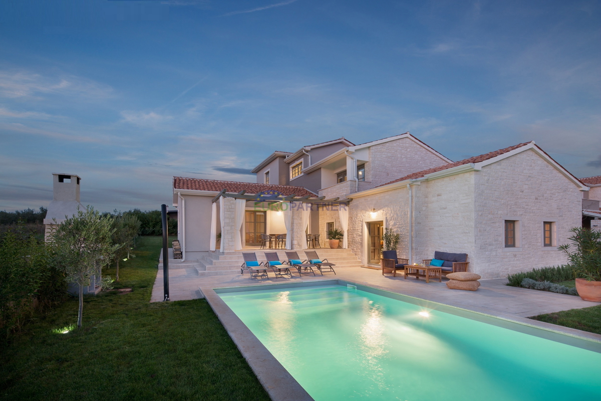 House For sale - Istarska Poreč - foto 1/28