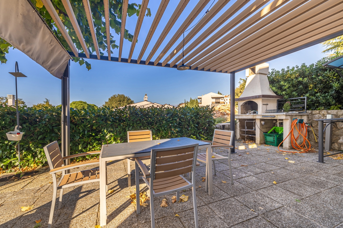 Casa In vendita - PRIMORSKO-GORANSKA KRK