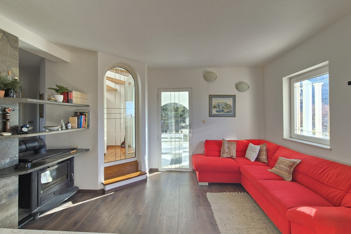 Casa In vendita - Splitsko-dalmatinska Split - foto 2/16