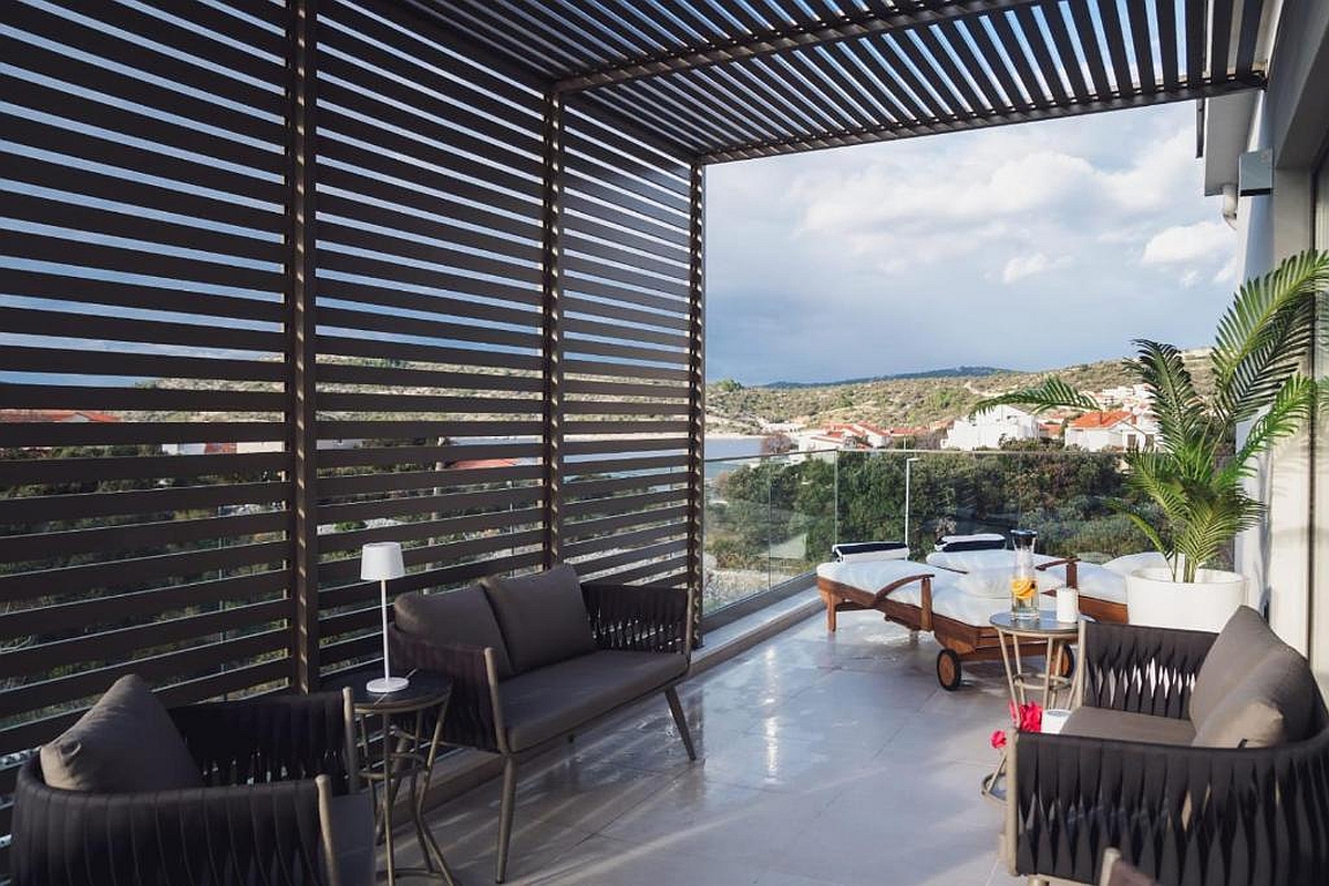 Casa In vendita - ŠIBENSKO-KNINSKA ROGOZNICA