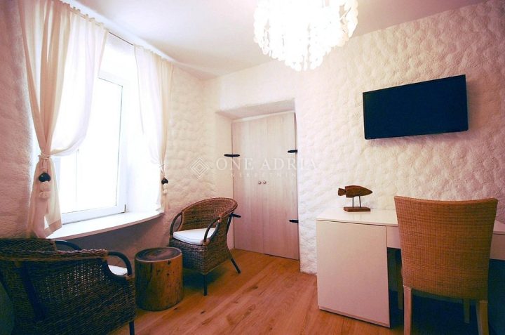 Business premises For sale — Krk