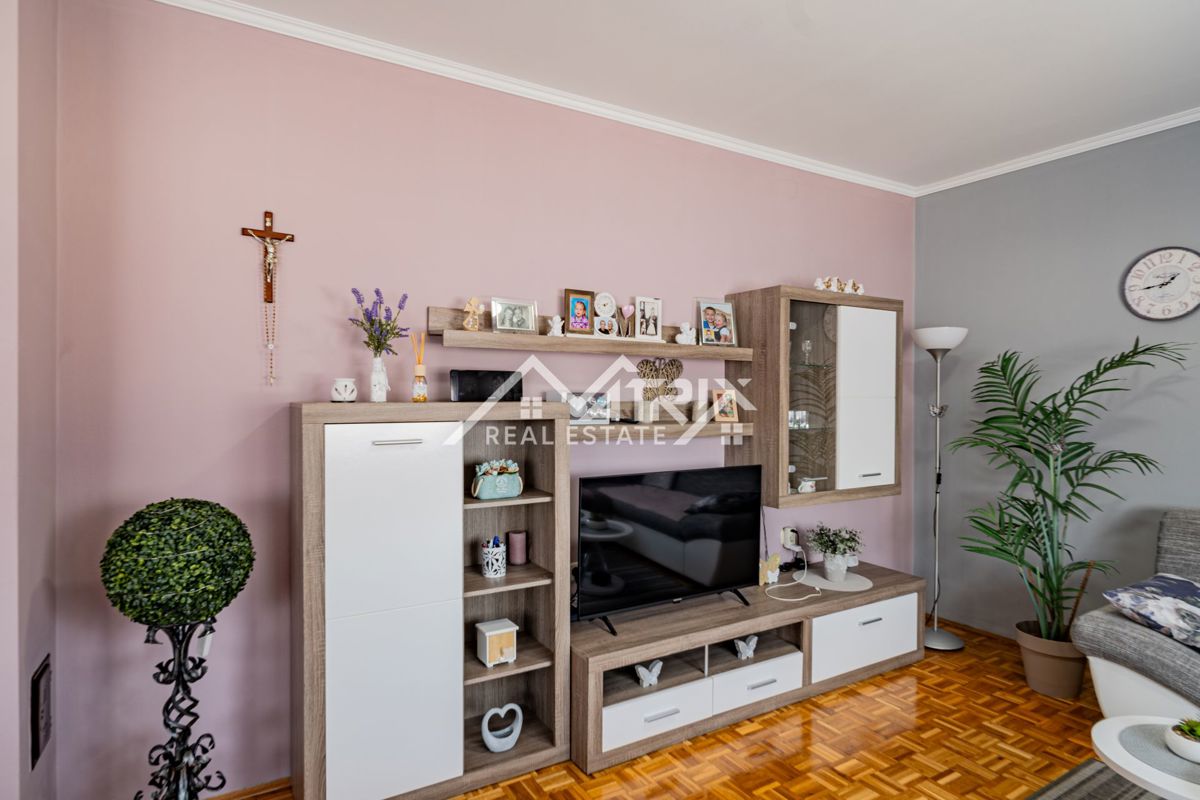 Kuća Na prodaju - OSJEČKO-BARANJSKA OSIJEK