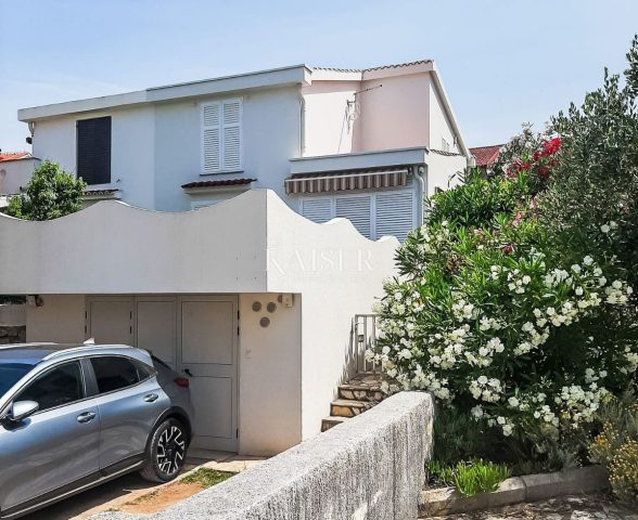 Dom na predaj 106 m² – Novalja
