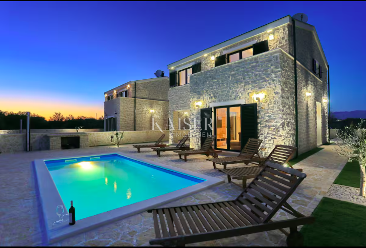 Casa In vendita - ZADARSKA PRIVLAKA
