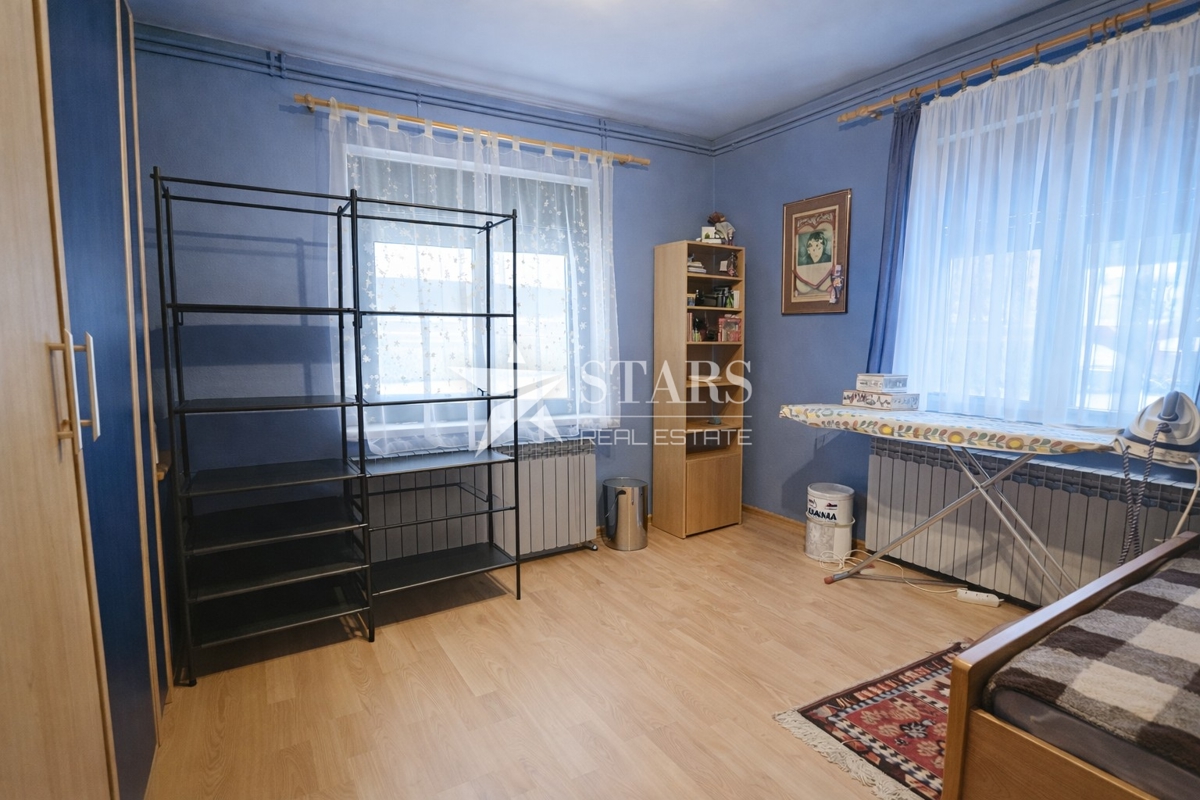 Flat For sale - PRIMORSKO-GORANSKA DELNICE