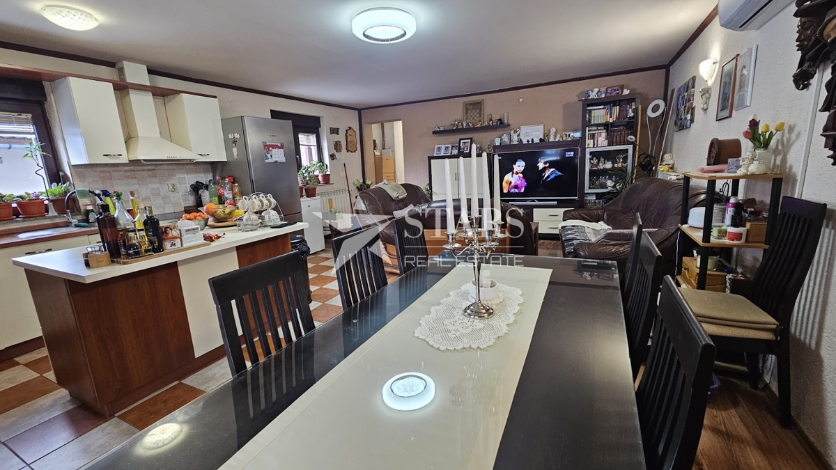 Flat For sale - PRIMORSKO-GORANSKA DELNICE