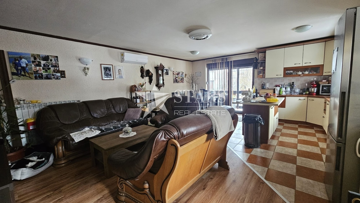 Flat For sale - PRIMORSKO-GORANSKA DELNICE
