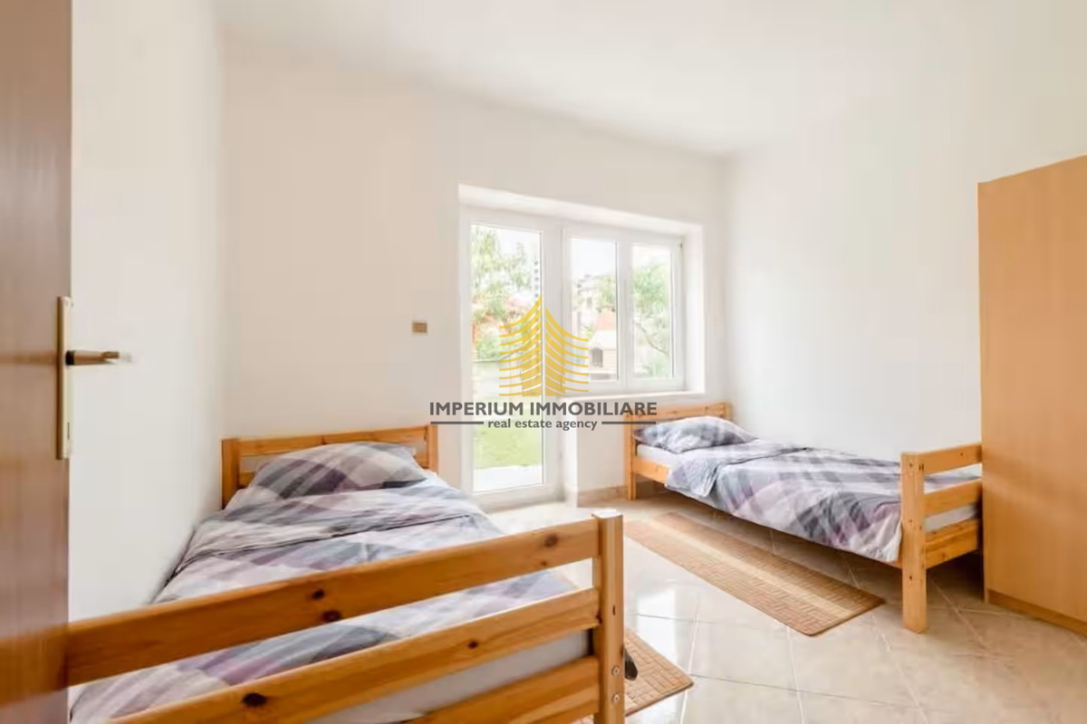Haus Zu verkaufen - SPLITSKO-DALMATINSKA PODSTRANA