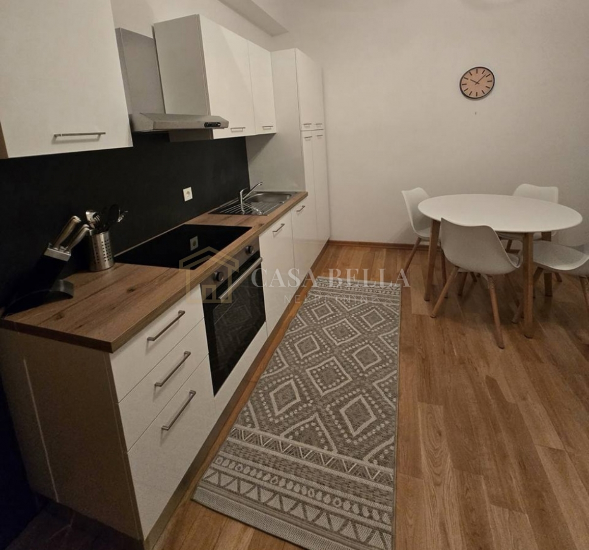 Mieszkanie Do wynajęcia - Primorsko-goranska Rijeka - foto 2/7