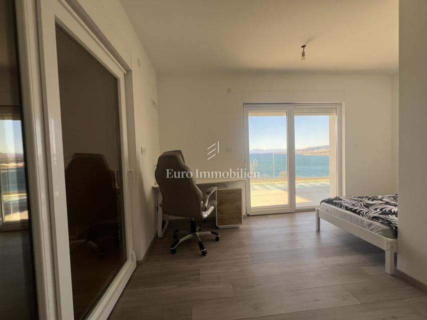 House For sale - PRIMORSKO-GORANSKA NOVI VINODOLSKI