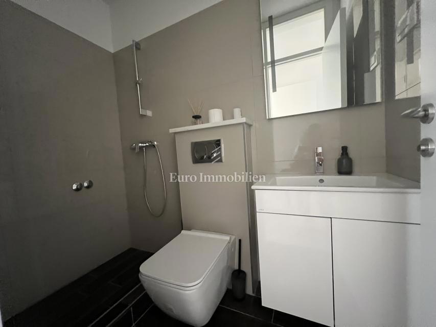 House For sale - PRIMORSKO-GORANSKA NOVI VINODOLSKI
