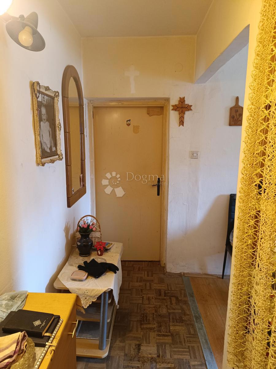 Stan Na prodaju - OSJEČKO-BARANJSKA OSIJEK