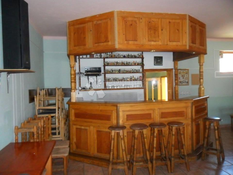 Lokal użytkowy Na sprzedaż - VUKOVARSKO-SRIJEMSKA TRPINJA