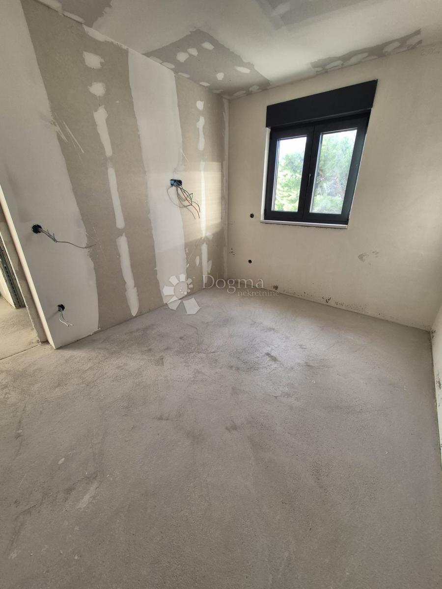 Apartment Zu verkaufen - SPLITSKO-DALMATINSKA BAŠKA VODA