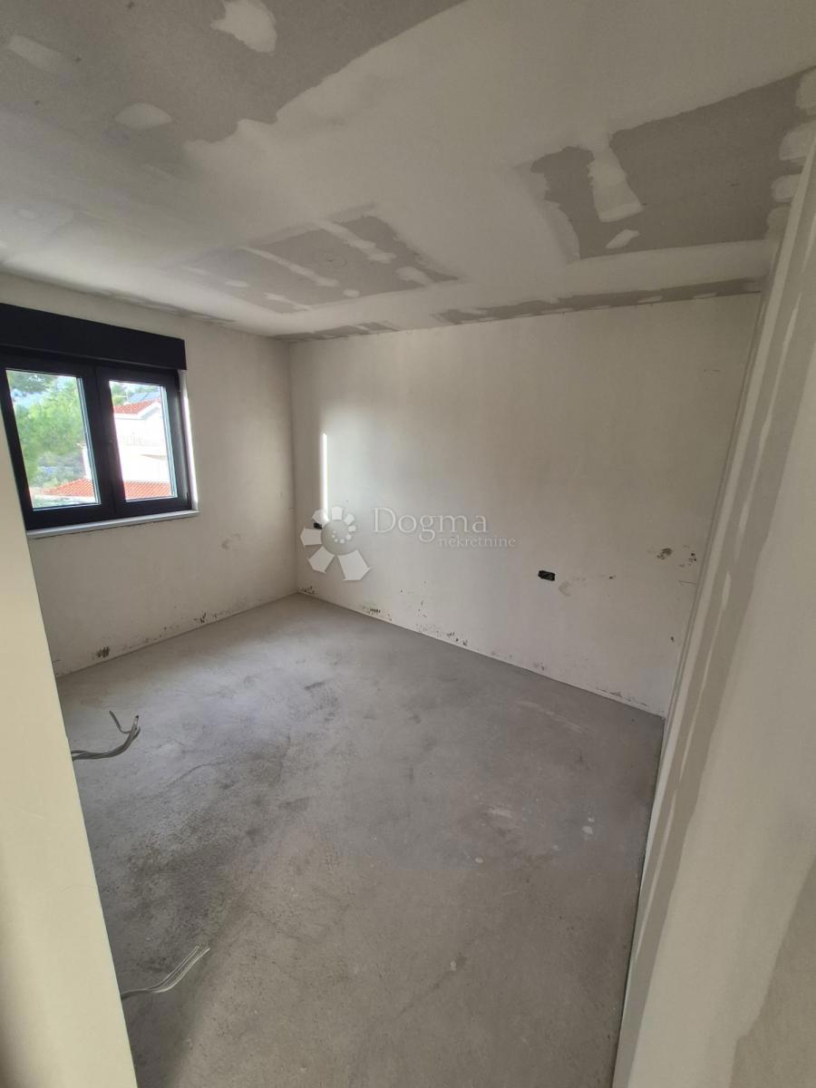 Apartment Zu verkaufen - SPLITSKO-DALMATINSKA BAŠKA VODA