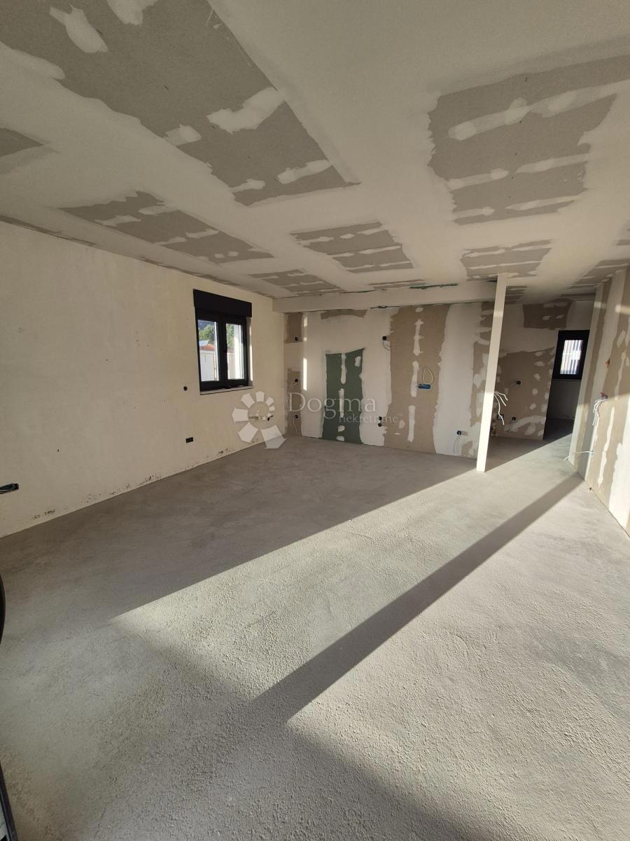 Apartment Zu verkaufen - Splitsko-dalmatinska Baška Voda - foto 4/19
