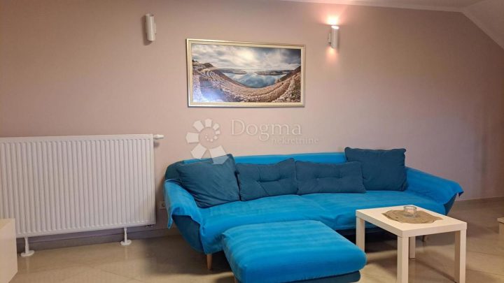Apartmán na prenájom 120 m² – Bakar