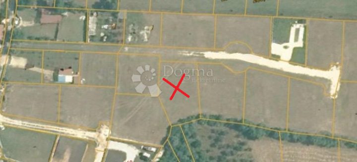 Pozemok na predaj 901 m² – Marčana