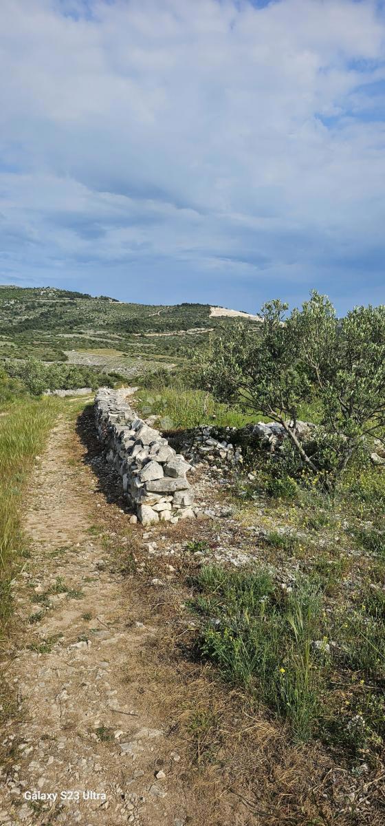 Zemljište Na prodaju - ŠIBENSKO-KNINSKA ROGOZNICA