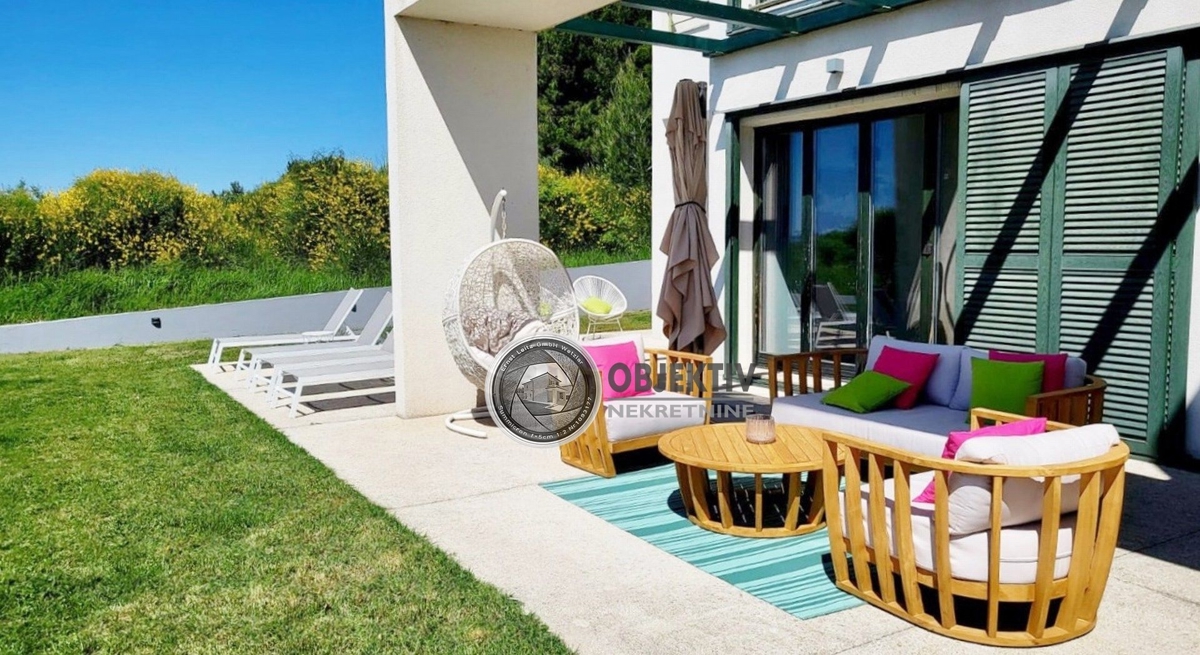 Haus Zu verkaufen - SPLITSKO-DALMATINSKA SOLIN