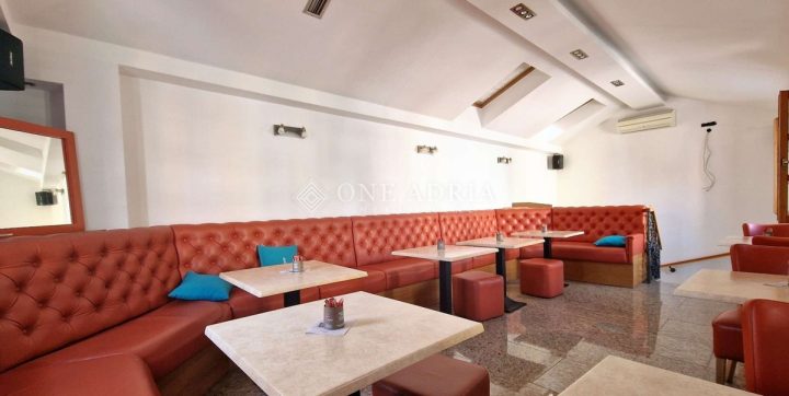 Locaux commerciaux à vendre 90 m² – Krk