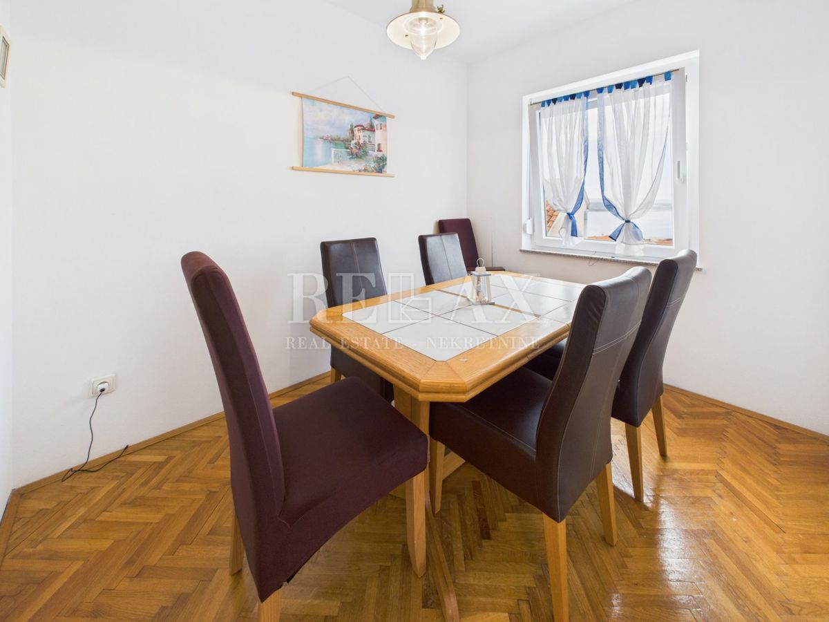 Stan Na prodaju - PRIMORSKO-GORANSKA CRIKVENICA