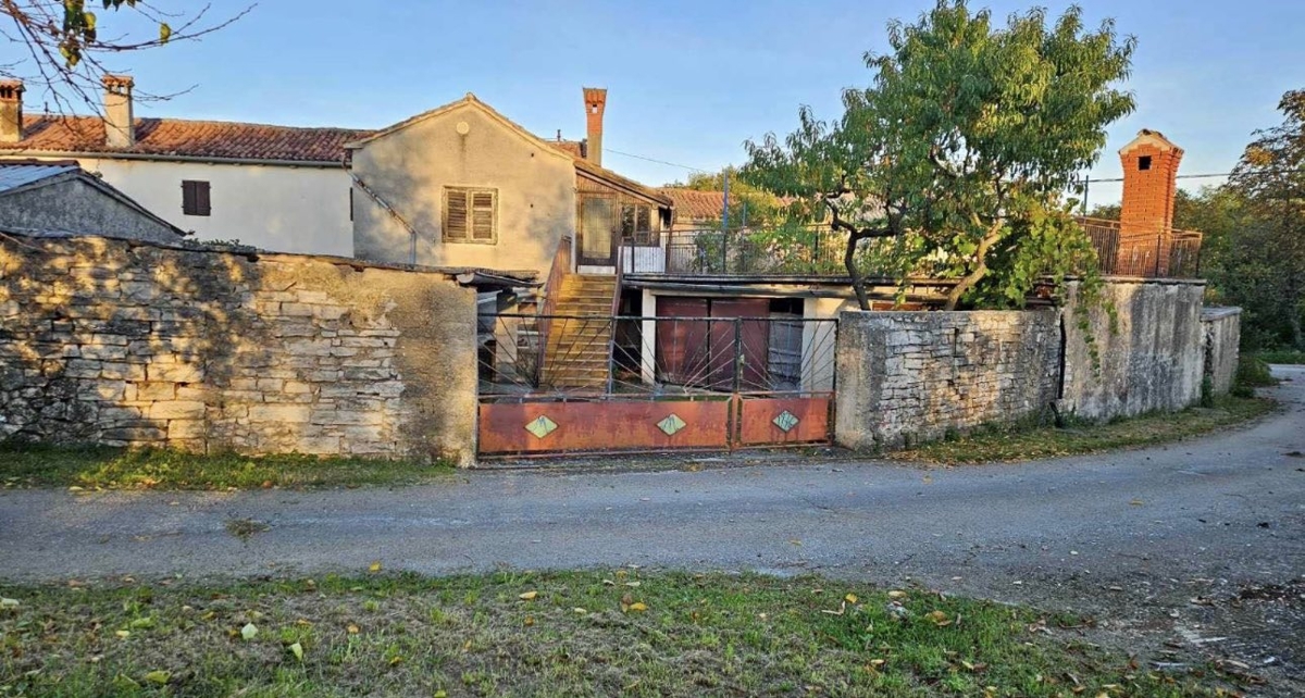 House For sale - Istarska žminj - foto 1/7